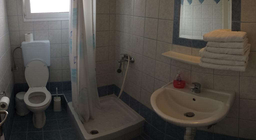 Galini Apartments Olympiaki Akti Room photo